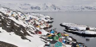 Groenlandia vota en elecciones parlamentarias mientras Trump quiere la isla Groenlandia vota en elecciones parlamentarias mientras Trump quiere la isla