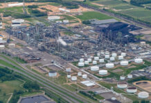 El Highway 52 cerrado en Rosemount debido a una fuga de propano El Highway 52 cerrado en Rosemount debido a una fuga de propano