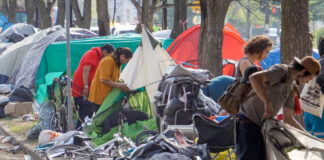 Costo del cierre de campamentos para personas sin hogar en Minneapolis Costo del cierre de campamentos para personas sin hogar en Minneapolis