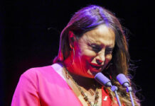 Karla Sofía Gascón rompe en llanto al reconocer sus equivocaciones Karla Sofía Gascón rompe en llanto al reconocer sus equivocaciones