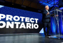 “No son ustedes, es su presidente”, dice jefe de gobierno de Ontario a EEUU “No son ustedes, es su presidente”, dice jefe de gobierno de Ontario a EEUU