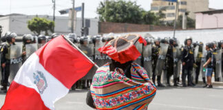Perú declara estado de emergencia en medio de ola de violencia Perú declara estado de emergencia en medio de ola de violencia