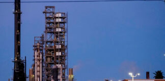 EEUU pone fin a licencia de Chevron en Venezuela; le da un mes para salir de ese país EEUU pone fin a licencia de Chevron en Venezuela; le da un mes para salir de ese país