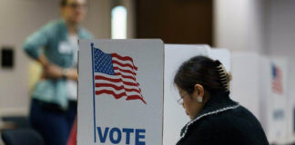 Trump firma orden ejecutiva para reformar elecciones en EEUU Trump firma orden ejecutiva para reformar elecciones en EEUU