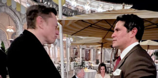 Eduardo Verástegui presume plática con Elon Musk en Mar-a-Lago Eduardo Verástegui presume plática con Elon Musk en Mar-a-Lago