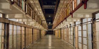 Inauguran primer puesto de la Legión Americana en prisión de Minnesota Inauguran primer puesto de la Legión Americana en prisión de Minnesota