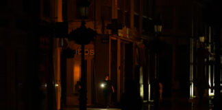 Durante apagón fallece mujer que necesitaba un respirador en España Durante apagón fallece mujer que necesitaba un respirador en España