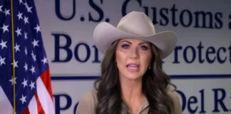 Roban bolso a la secretaria de Seguridad Nacional de EEUU, Kristi Noem, con 3 mil dólares Roban bolso a la secretaria de Seguridad Nacional de EEUU, Kristi Noem, con 3 mil dólares