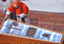 Sellan el féretro del papa Francisco; ya descansa eternamente Sellan el féretro del papa Francisco; ya descansa eternamente