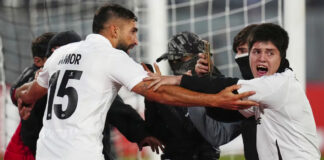 Copa Libertadores: Dos aficionados mueren tras choques entre hinchas de Colo Colo y policías Copa Libertadores: Dos aficionados mueren tras choques entre hinchas de Colo Colo y policías