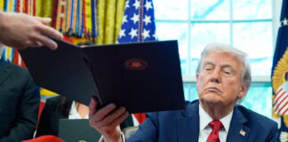 Trump despide a miembros del patronato del Museo del Holocausto Trump despide a miembros del patronato del Museo del Holocausto