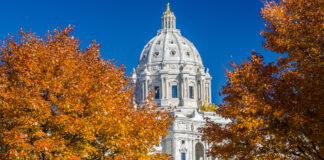 Posibles despidos estatales pese a acuerdo presupuestario Posibles despidos estatales pese a acuerdo presupuestario