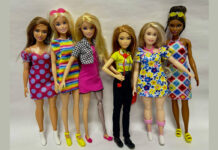 Barbie evoluciona: Cambia los tacones por zapatos adaptados a la realidad laboral Barbie evoluciona: Cambia los tacones por zapatos adaptados a la realidad laboral