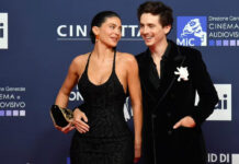 Timothée Chalamet y Kylie Jenner se estrenan como pareja en una alfombra roja Timothée Chalamet y Kylie Jenner aparecen por primera vez como pareja en una alfombra roja