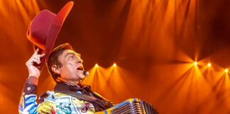 Líder de “Los Tigres del Norte” considera que su género está en crisis Líder de "Los Tigres del Norte" considera que su género está en crisis