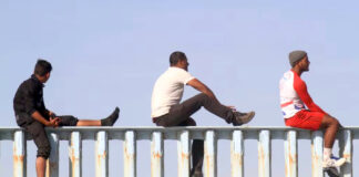 Juez de Texas desestima cargos contra inmigrantes acusados de traspasar zona militar Juez de Texas desestima cargos contra inmigrantes acusados de traspasar zona militar