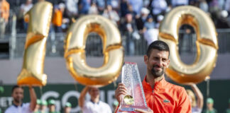 El serbio Novak Djokovic llega a 100 títulos como tenista profesional El serbio Novak Djokovic llega a 100 títulos como tenista profesional