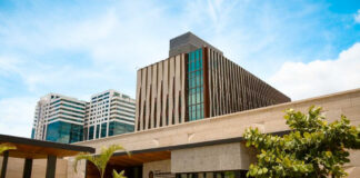 Honduras refuerza vigilancia en embajada de EEUU por “amenaza de tiroteo masivo” Honduras refuerza vigilancia en embajada de EEUU por "amenaza de tiroteo masivo"