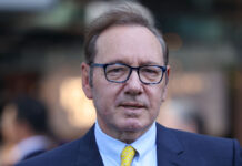 Kevin Spacey será homenajeado en Cannes 2025; el actor vuelve a la polémica Kevin Spacey será homenajeado en Cannes 2025; el actor vuelve a la polémica