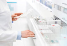 Trump firma orden sobre medicamentos; en 30 días, farmacéuticas deben bajar costos Trump firma orden sobre medicamentos; en 30 días, farmacéuticas deben bajar costos