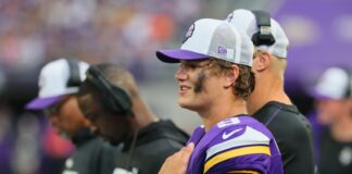 El quarterback de los Vikings, J.J. McCarthy, y su prometida anuncian embarazo en Instagram El quarterback de los Vikings, J.J. McCarthy, y su prometida anuncian embarazo en Instagram