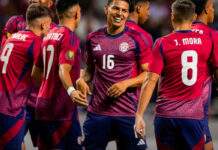 Costa Rica consigue agónico triunfo en su debut en la Copa Oro ante Surinam Miguel Herrera y Costa Rica consiguen agónico triunfo en su debut en la Copa Oro ante Surinam