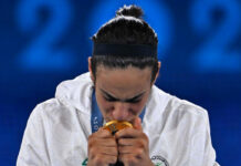 Piden a la boxeadora argelina Imane Khelif devolver la medalla de oro de París 2024 Piden a la boxeadora argelina Imane Khelif devolver la medalla de oro de París 2024