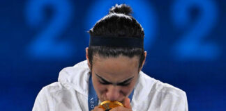 Piden a la boxeadora argelina Imane Khelif devolver la medalla de oro de París 2024 Piden a la boxeadora argelina Imane Khelif devolver la medalla de oro de París 2024