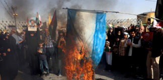 Nuevo líder de la Guardia Revolucionaria iraní promete abrir “las puertas del infierno” Nuevo líder de la Guardia Revolucionaria iraní promete abrir "las puertas del infierno"