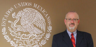 Llaman a mexicanos en EEUU a no caer en provocaciones y respetar a las autoridades Llaman a mexicanos en EEUU a no caer en provocaciones ante redadas y respetar a las autoridades