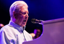 Fallece Brian Wilson, músico estadounidense líder de los Beach Boys Fallece Brian Wilson, músico estadounidense líder de los Beach Boys