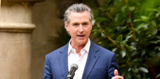 El gobernador de California responde a las amenazas de Trump y las redadas El gobernador de California responde a las amenazas de Trump y las redadas