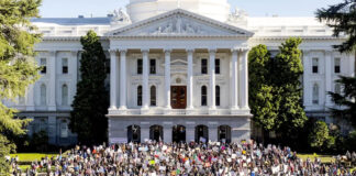 Donald Trump enfrenta protestas masivas con nueva ofensiva migratoria Donald Trump enfrenta protestas masivas con nueva ofensiva migratoria