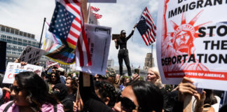 Automovilista atropella a manifestantes de “No Kings” en San Francisco Automovilista atropella a manifestantes de "No Kings" en San Francisco