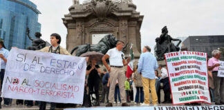 “No apoyamos esta farsa”; marchan contra la jornada electoral en México "No apoyamos esta farsa"; marchan contra la jornada electoral en México