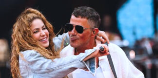 Shakira piropea a Alejandro Sanz y él le responde; los fans piden romance Shakira piropea a Alejandro Sanz y él le responde; los fans piden romance
