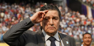 El mexicano Luis Fernando Tena vive emotivo momento con la Selección de Guatemala El mexicano Luis Fernando Tena vive emotivo momento con la Selección de Guatemala