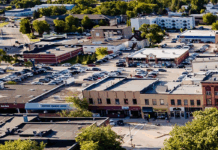 Más de 130.000 personas se quedaron sin electricidad en Minnesota por fuertes tormentas Más de 130.000 personas se quedaron sin electricidad en Minnesota por fuertes tormentas