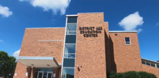 El distrito escolar North St. Paul-Maplewood-Oakdale podría perder $622,000 en subvenciones El distrito escolar North St. Paul-Maplewood-Oakdale podría perder $622,000 en fondos federales