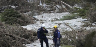 Funcionarios no estaban trabajando la noche de inundaciones en Texas Funcionarios no estaban trabajando la noche de inundaciones en Texas