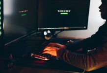 Hackers proiraníes amenazan con divulgar emails de personas vinculadas a Trump Hackers proiraníes amenazan con divulgar emails de personas vinculadas a Trump