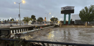 Inundaciones “históricas” en Nuevo México dejan 3 muertos, incluyendo dos niños Inundaciones “históricas” en Nuevo México dejan 3 muertos, incluyendo dos niños