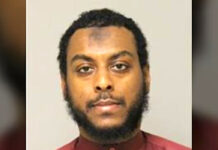 Padre de Manny Collins es arrestado en relación con la muerte de adolescente Padre de Manny Collins es arrestado en relación con la muerte de adolescente