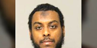 Padre de Manny Collins es arrestado en relación con la muerte de adolescente Padre de Manny Collins es arrestado en relación con la muerte de adolescente