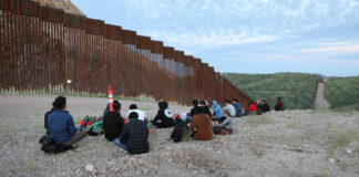 Juez bloquea orden de Trump que prohíbe el acceso al asilo en frontera con México Juez bloquea orden de Trump que prohíbe el acceso al asilo en frontera con México