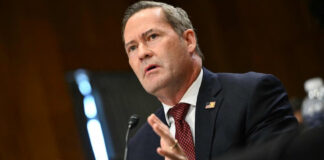 El excongresista republicano Mike Waltz enfrenta preguntas sobre chat en Signal El excongresista republicano Mike Waltz enfrenta preguntas sobre chat en Signal