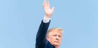 TNYT critica el veto de Trump al Wall Street Journal: Es un “ataque” a la libertad de prensa TNYT critica el veto de Trump al Wall Street Journal; es un "ataque" a la libertad de prensa, dice