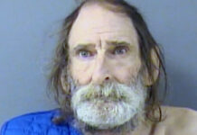 Un hombre del condado de Benton acusado de disparar a 5 oficiales alegará defensa propia Un hombre del condado de Benton acusado de disparar a 5 oficiales alegará defensa propia