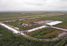 Florida tendrá otro centro de detención de migrantes; lo apodan el “Depósito de Deportados” Florida tendrá otro centro de detención de migrantes; lo apodan el "Depósito de Deportados"