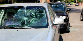 6 personas han sido arrestadas en relación con robos de automóviles, en Edina 6 personas han sido arrestadas en relación con robos de automóviles, en Edina